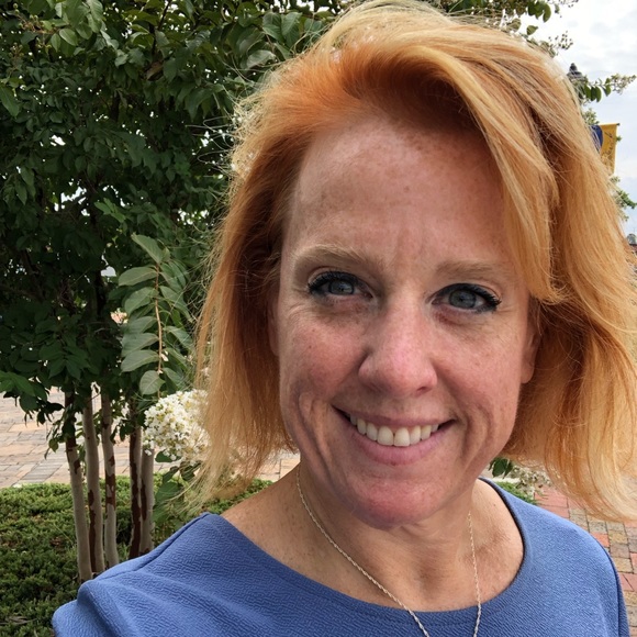 Meet your Posher, Nancy - Picture 2 of 7